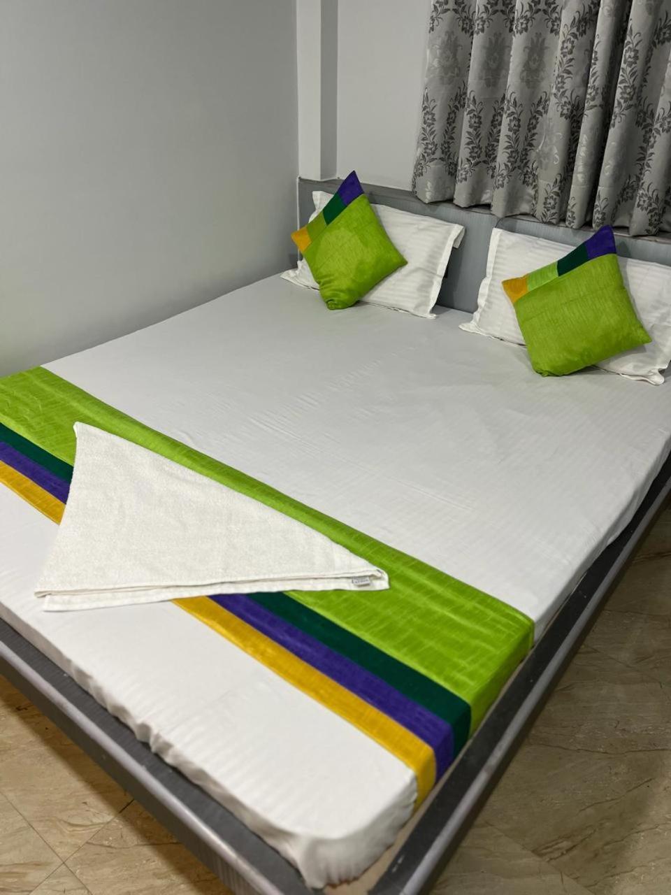 Lavish Living Villa Varanasi Dış mekan fotoğraf
